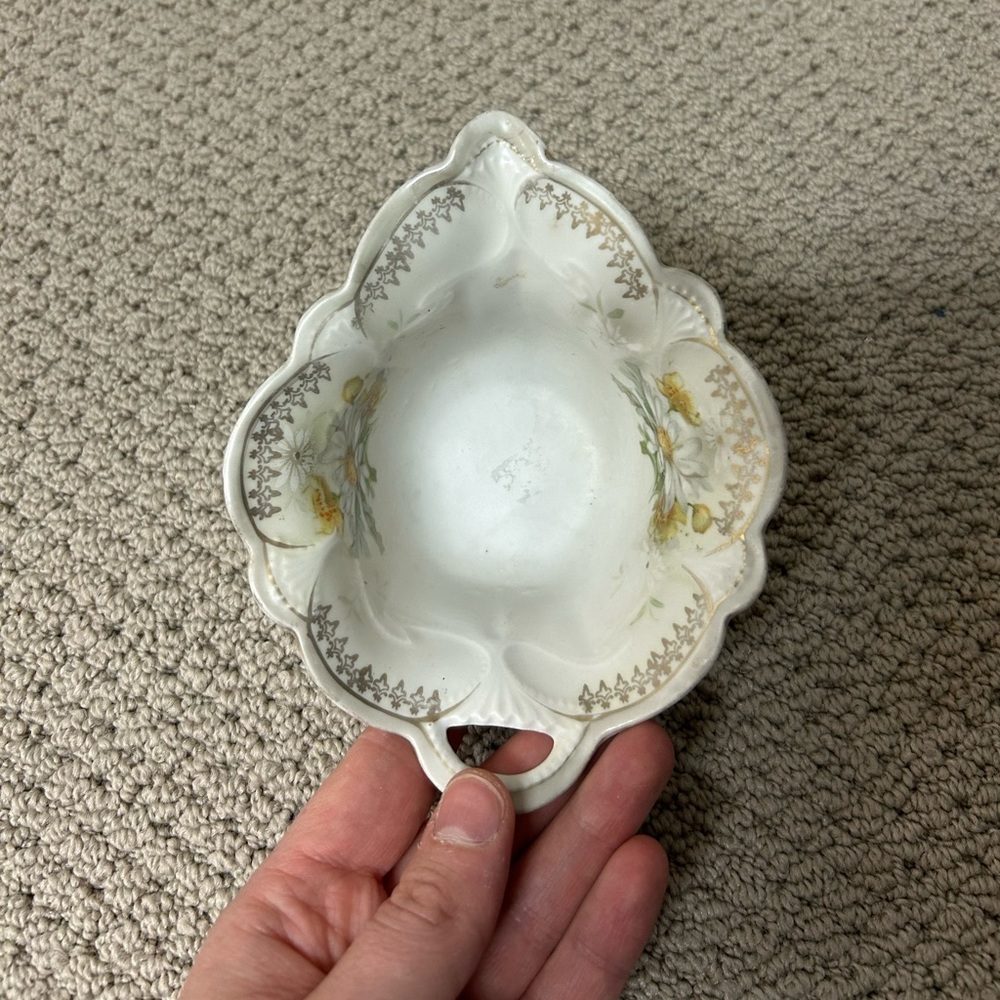 2/$30⚡️- ANTIQUE | Small serving dish made in Germany